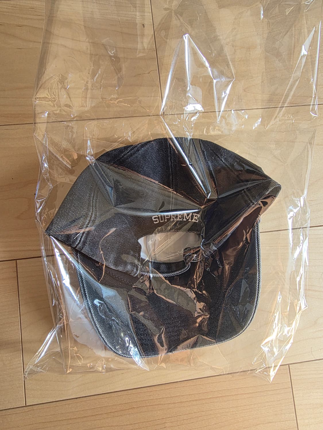 슈프림 피그먼트 코티드 블랙 s로고 볼캡 상품이미지1