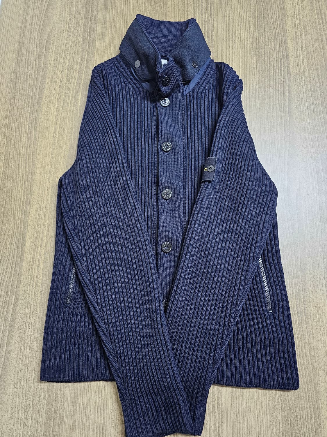 스톤아일랜드 골지 니트 집업 가디건 상품이미지2