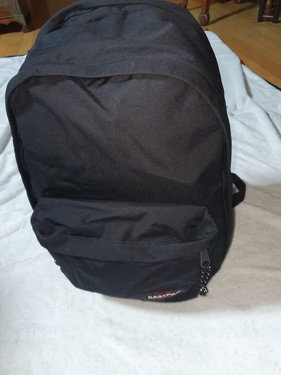 이스트팩 백팩.노트북수납가능 EASTPAK.BK 상품이미지2