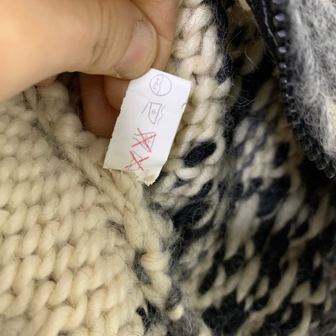 코위찬 빈티지 핸드메이드 노르딕 패턴 울 니트 집업 가디건 스웨터 상품이미지3