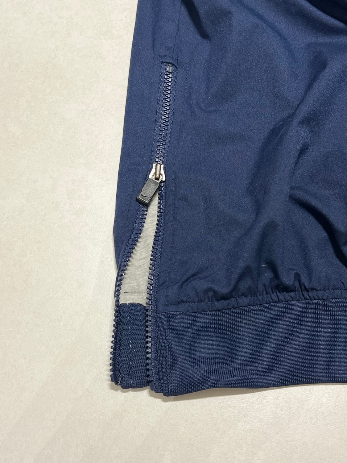 나이키 웜업 센터 스우시 상품이미지3