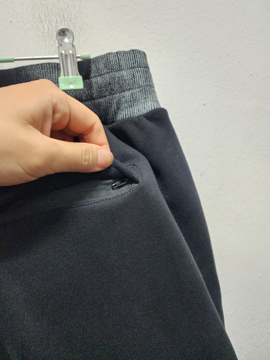 ACW 어콜드워 페인팅 스웻팬츠  상품이미지4