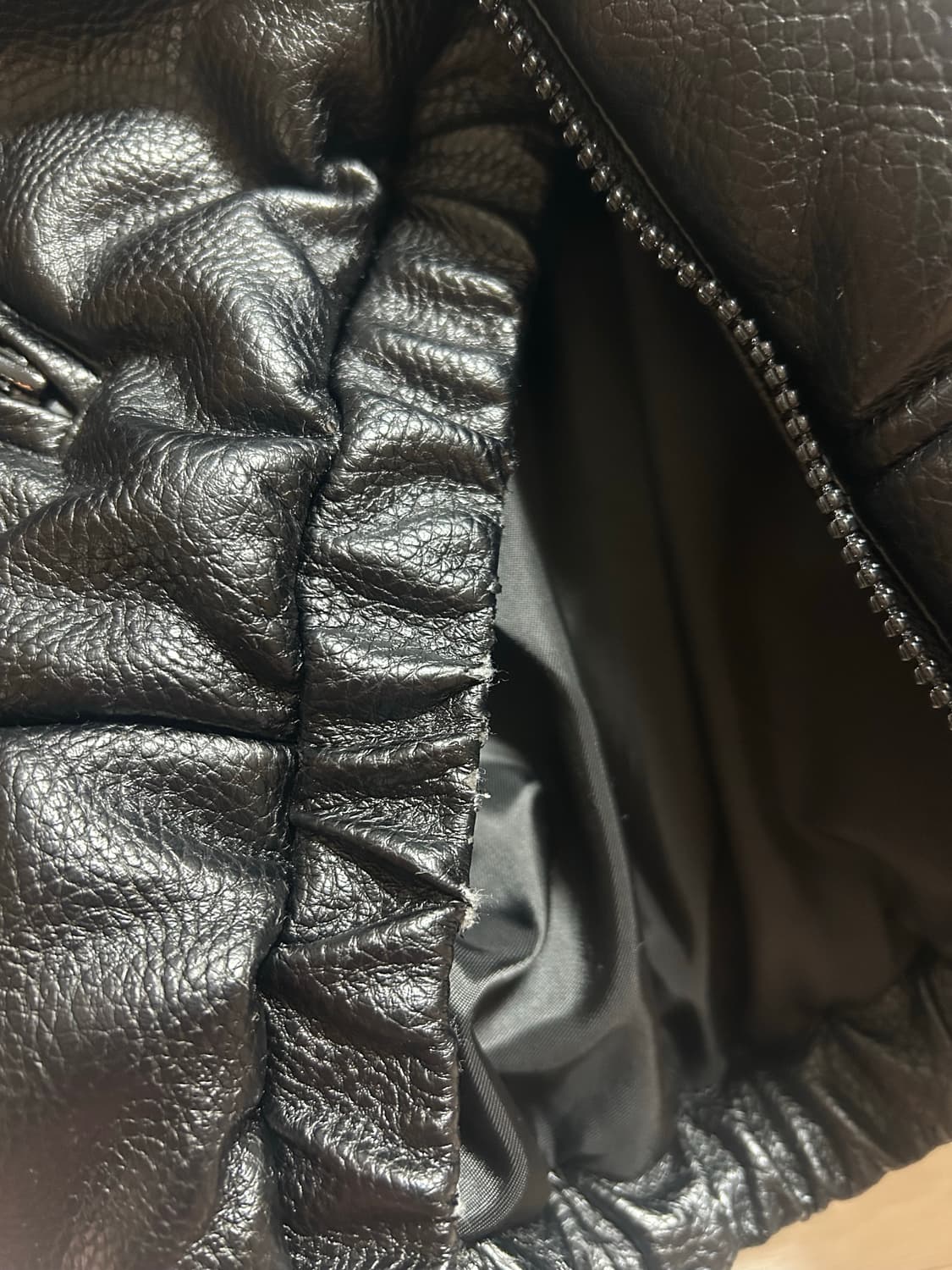 오도어 레더 패딩 상품이미지6