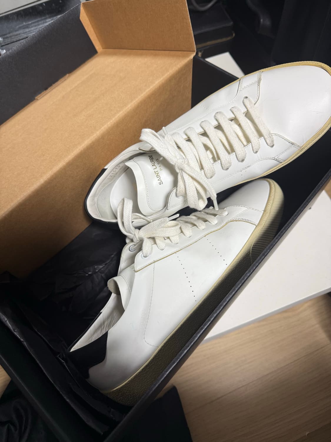 생로랑 클래식 스니커즈 41 상품이미지4