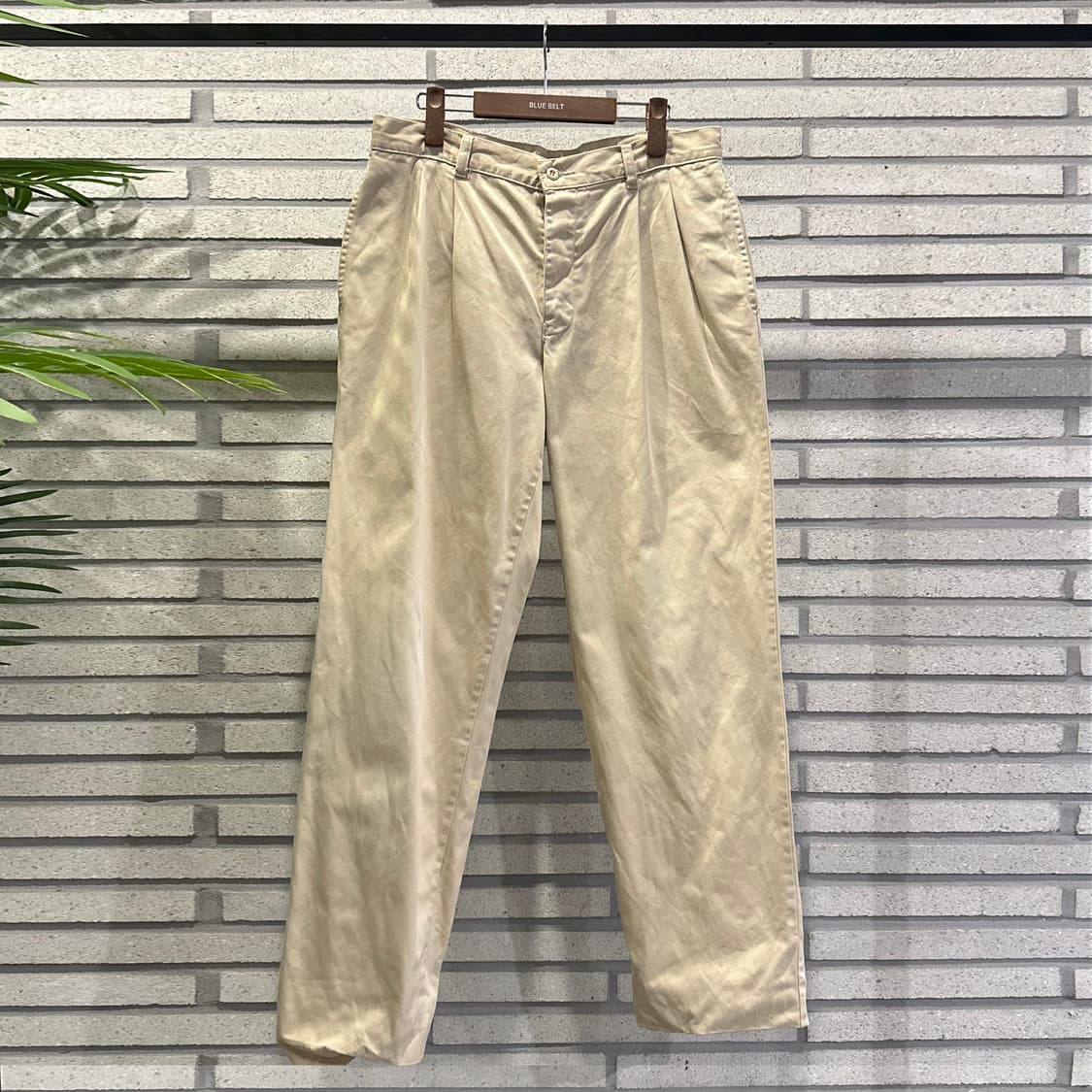 USA VINTAGE 핀턱 스트레이트 치노팬츠 버튼플라이 디테일 크림 상품이미지2