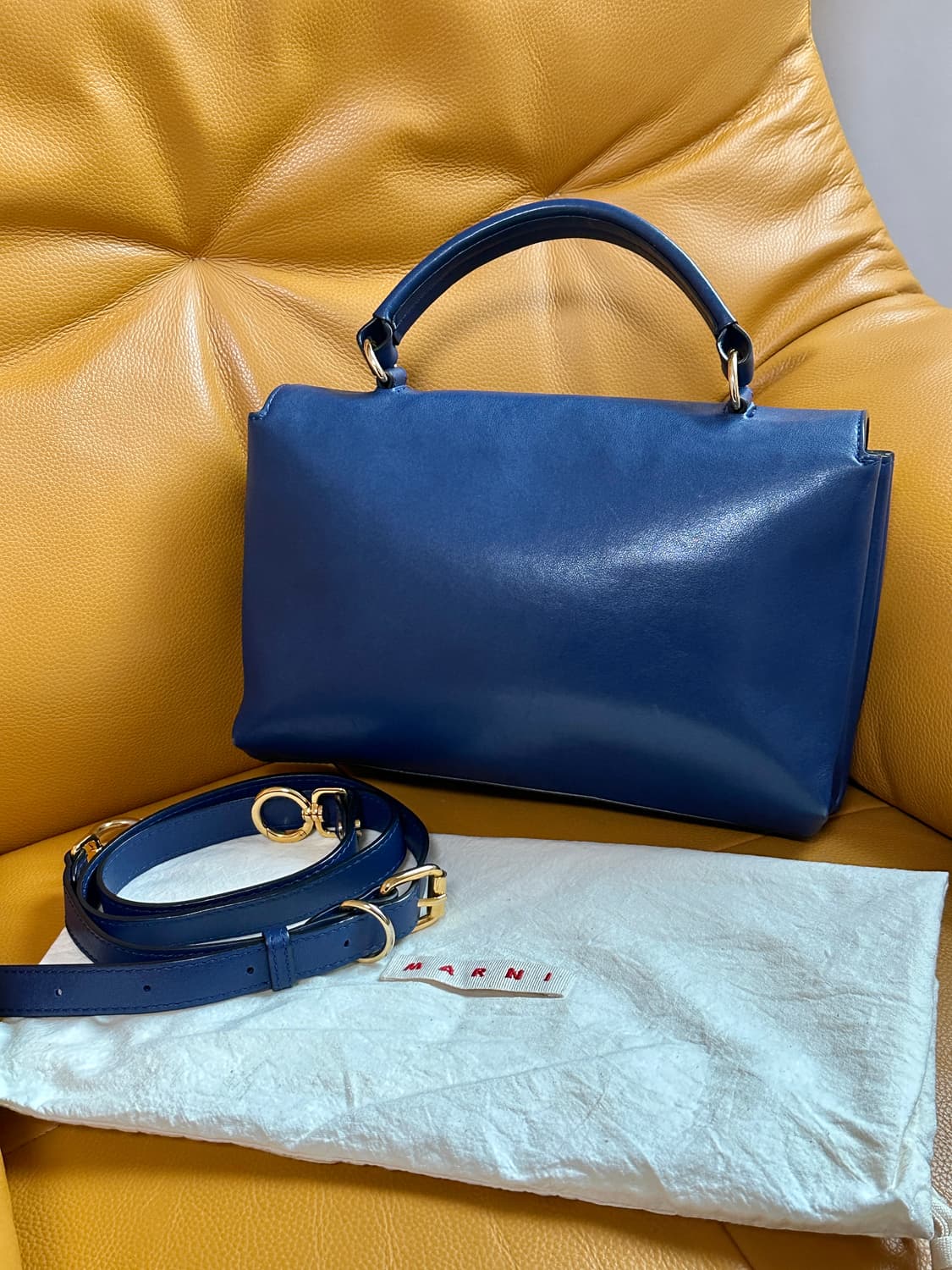 Marni 마르니 투웨이 사첼백 딥블루 상품이미지3