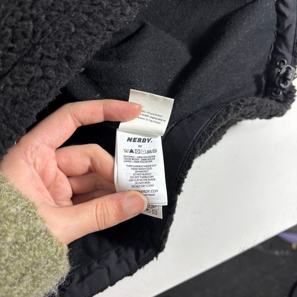 M 100 널디 블랙 오버핏 후드 플리스점퍼 상품이미지5