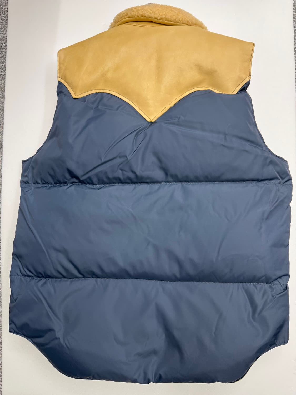 록키마운틴 페더배드 38 패딩 베스트 네이비 상품이미지2