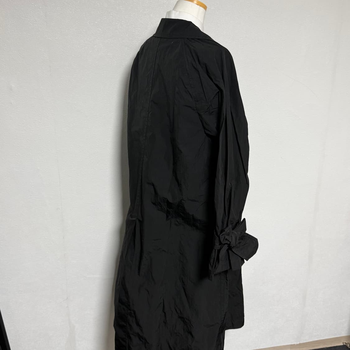 새상품 23ss 타오 꼼데가르송 리본 슬리브 트렌치코트 m 상품이미지3