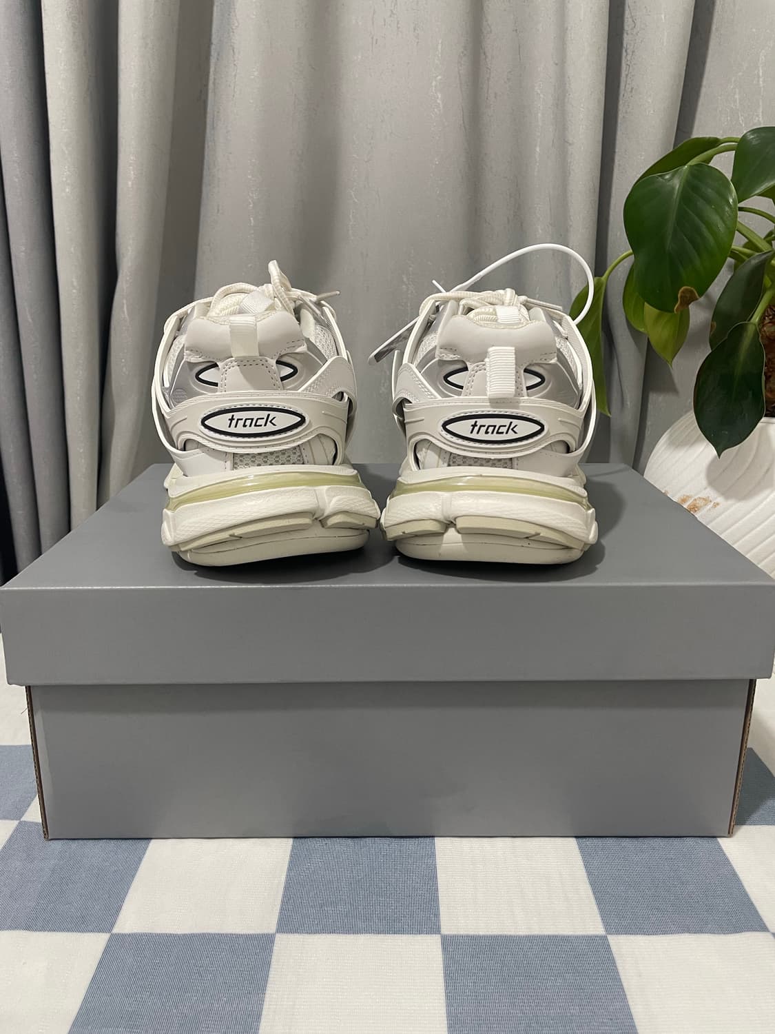 발렌시아가  Track 아빠 신발 상품이미지2