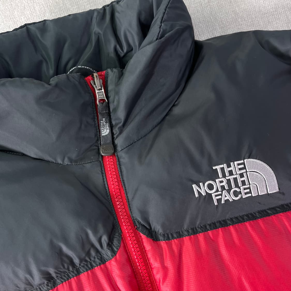 100 노스페이스 1996 눕시 체리 레드 700 패딩 상품이미지2