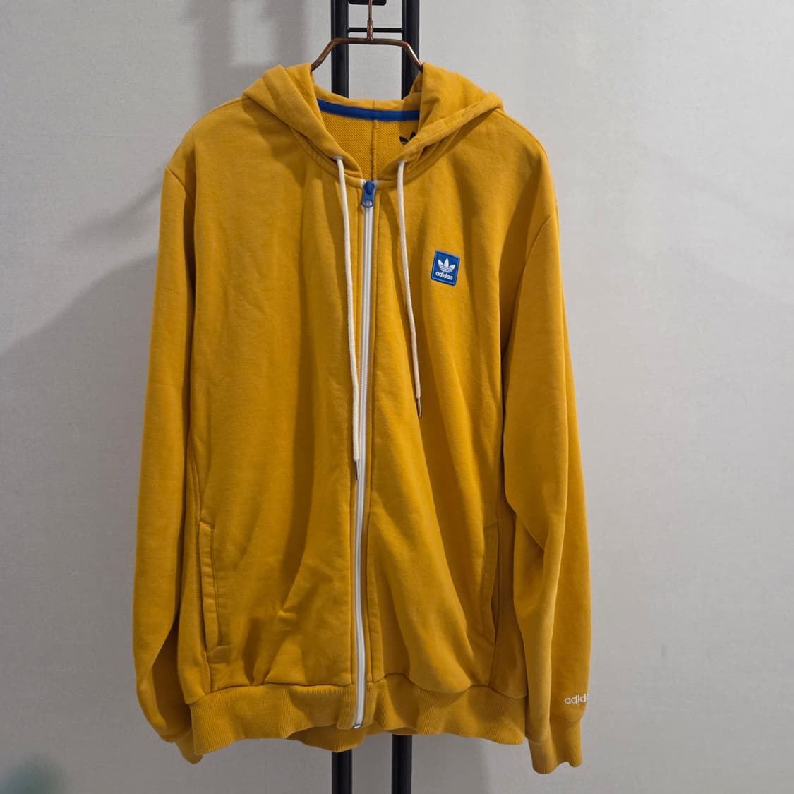 아디다스 후드 집업 상품이미지1
