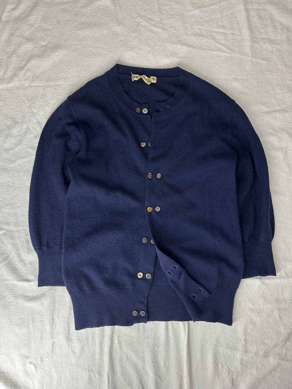 꼼데가르송 더블 버튼 7부 가디건 네이비컬러 상품이미지1