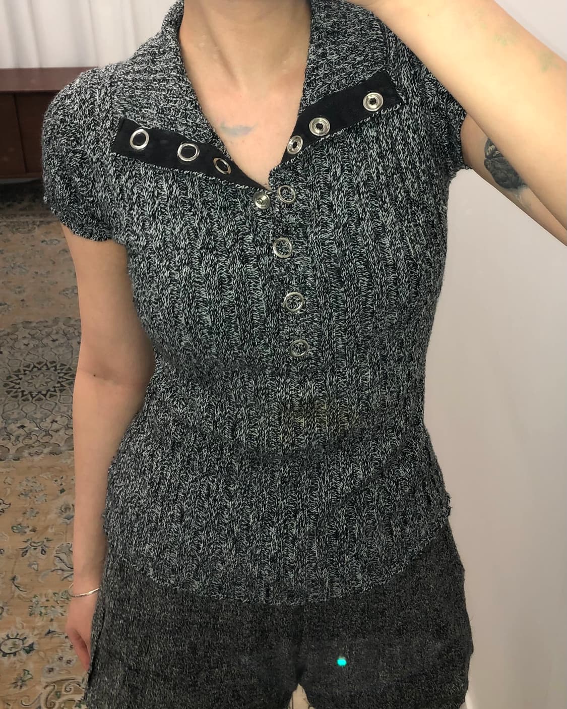 그레이 카라 니트 반팔 상품이미지3