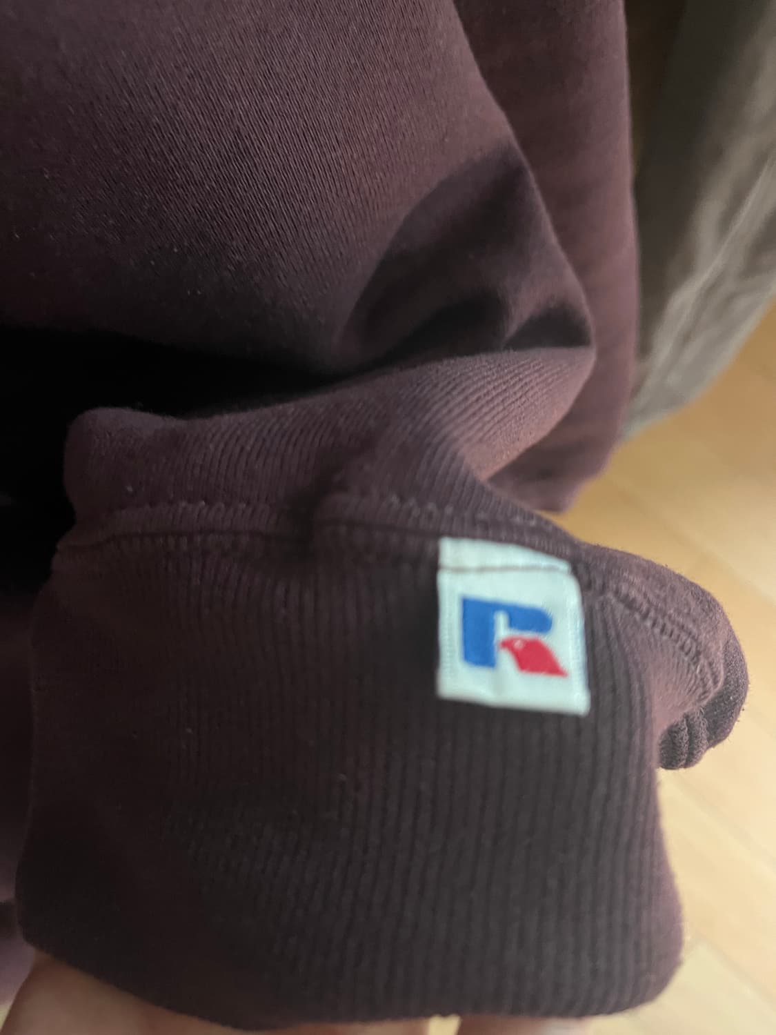 러셀 맨투맨 상품이미지3