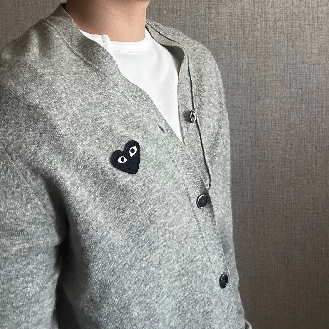 꼼데가르송 블랙 와펜 그레이 울 가디건 상품이미지4