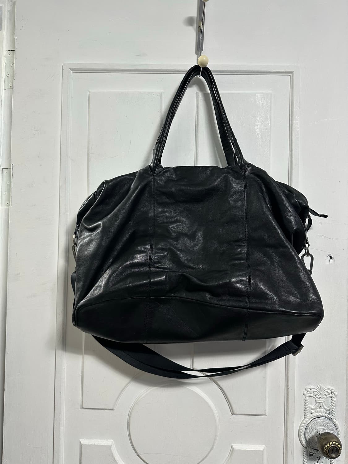 엠포리오 아르마니 카프스킨 레더 토트백 상품이미지2