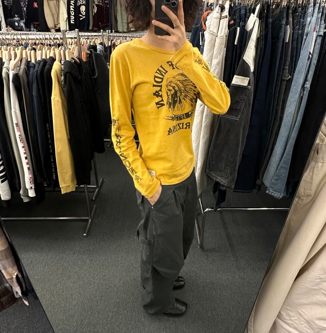 36)반스 아웃피터스 빈티지 그래픽 옐로우 롱슬리브 상품이미지2