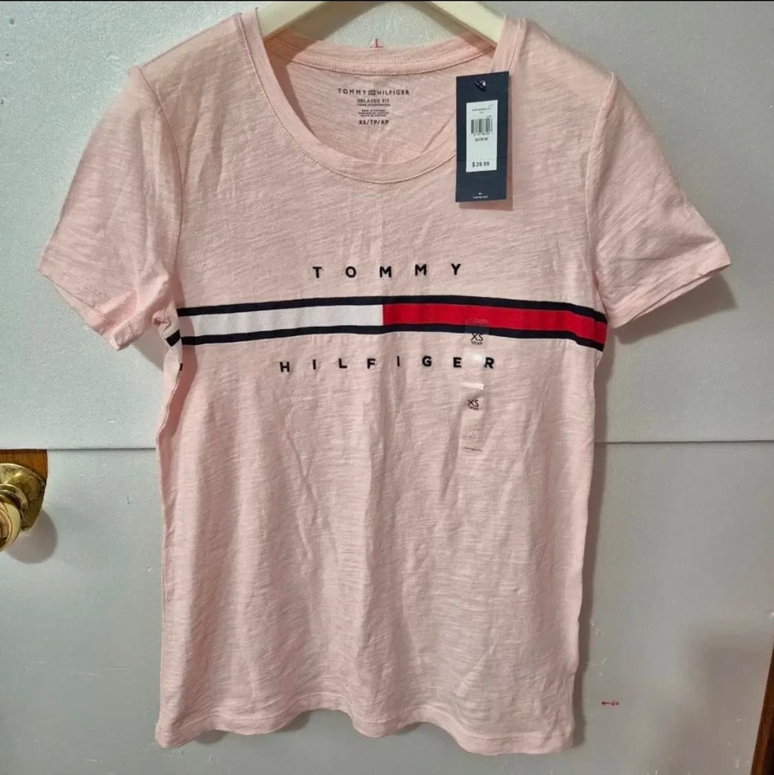 504 ) 새상품 타미힐피거 여성 자수 플래그 로고 탑 상품이미지1