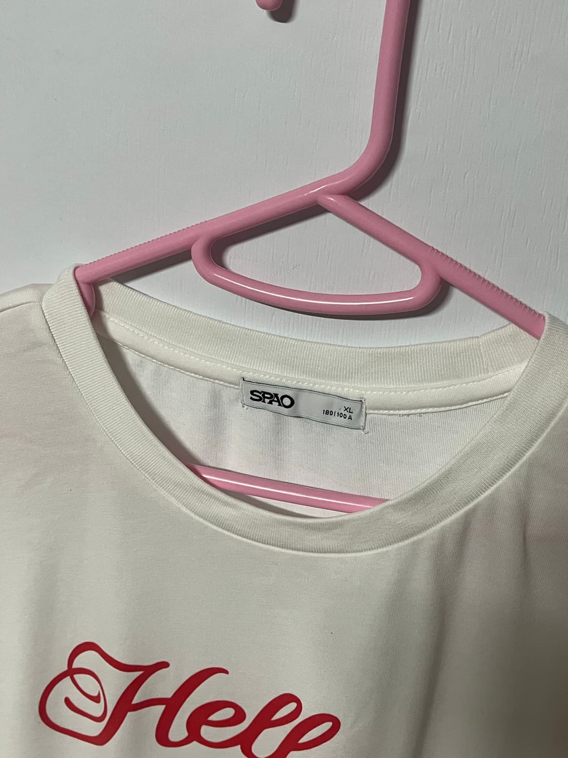 스파오 헬로키티 티셔츠 상품이미지3