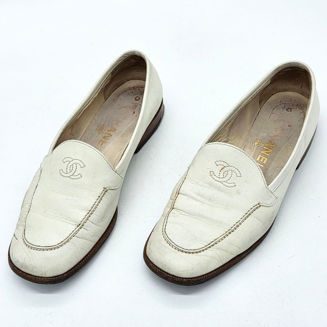 샤넬 90s 빈티지 우먼스 CC로고 로퍼 화이트 (36 1/2) 상품이미지1