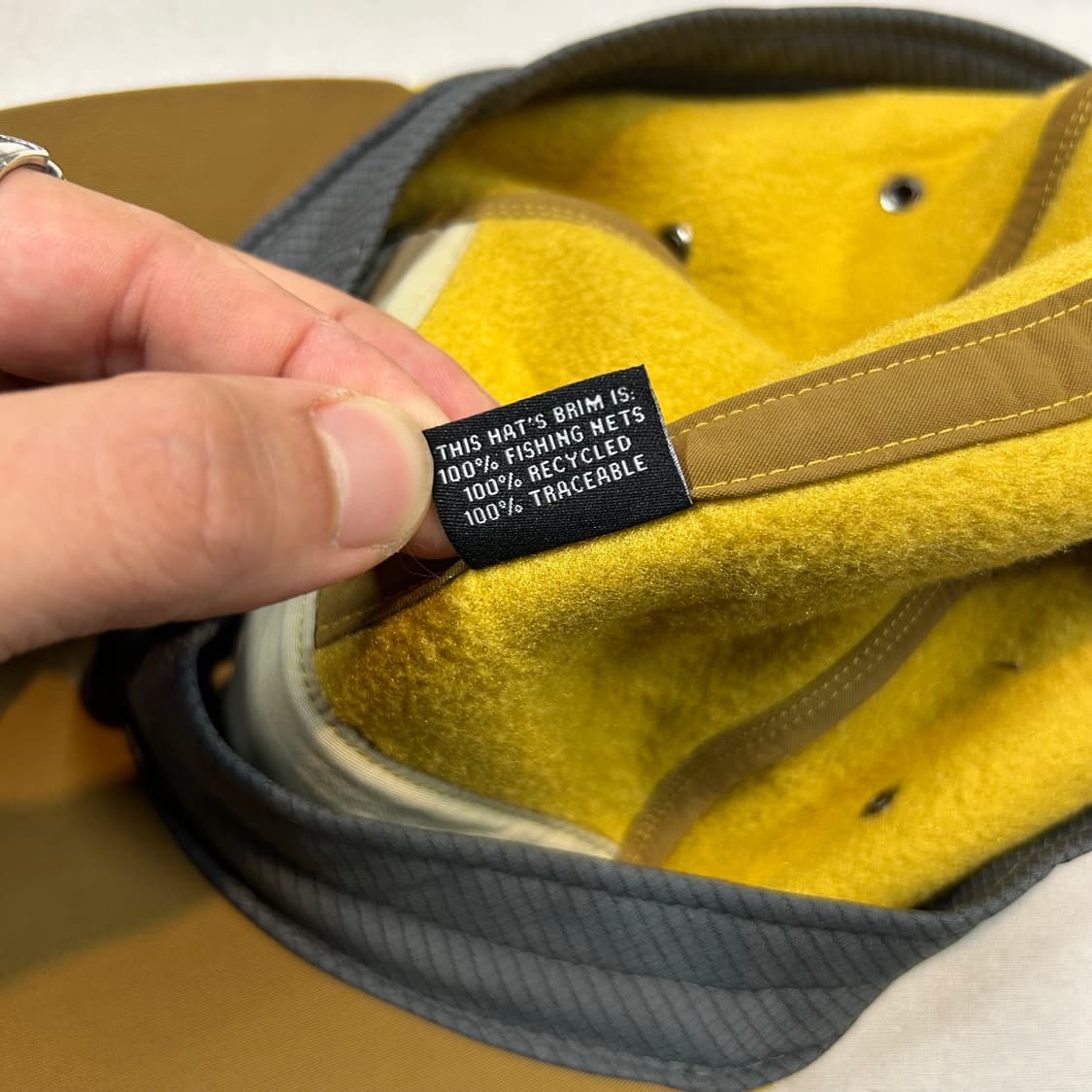 파타고니아 옐로우 플리스 캠프캡 모자 지퍼포켓 상품이미지9