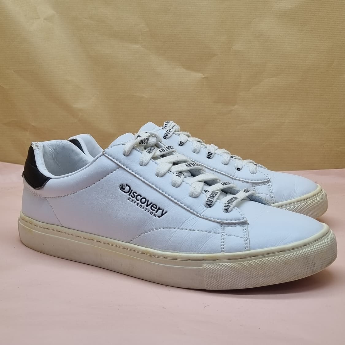 디스커버리 코트네오4 남성운동화 280 상품이미지1