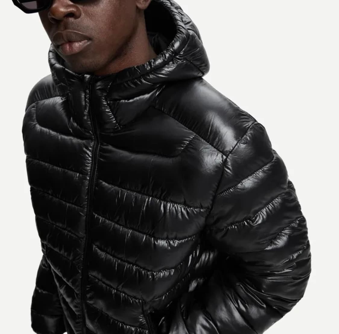 [새제품] 버쉬카 후드 경량 패딩 상품이미지2