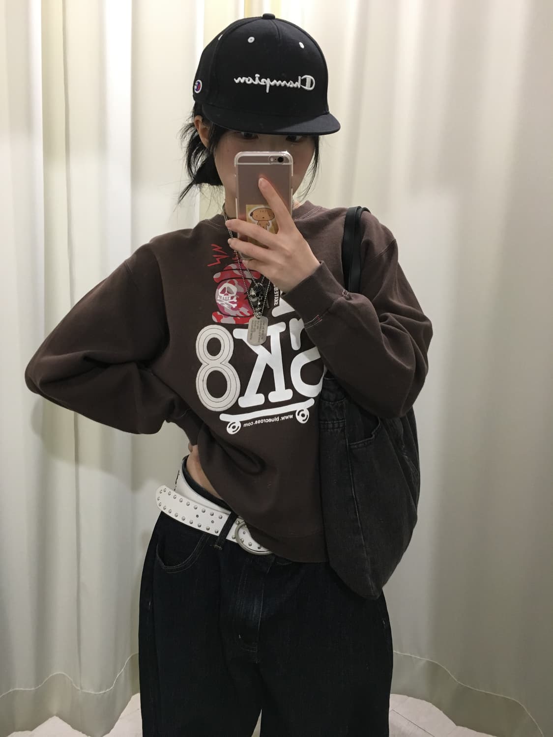 BLUE CROSS Sweatshirt 상품이미지2