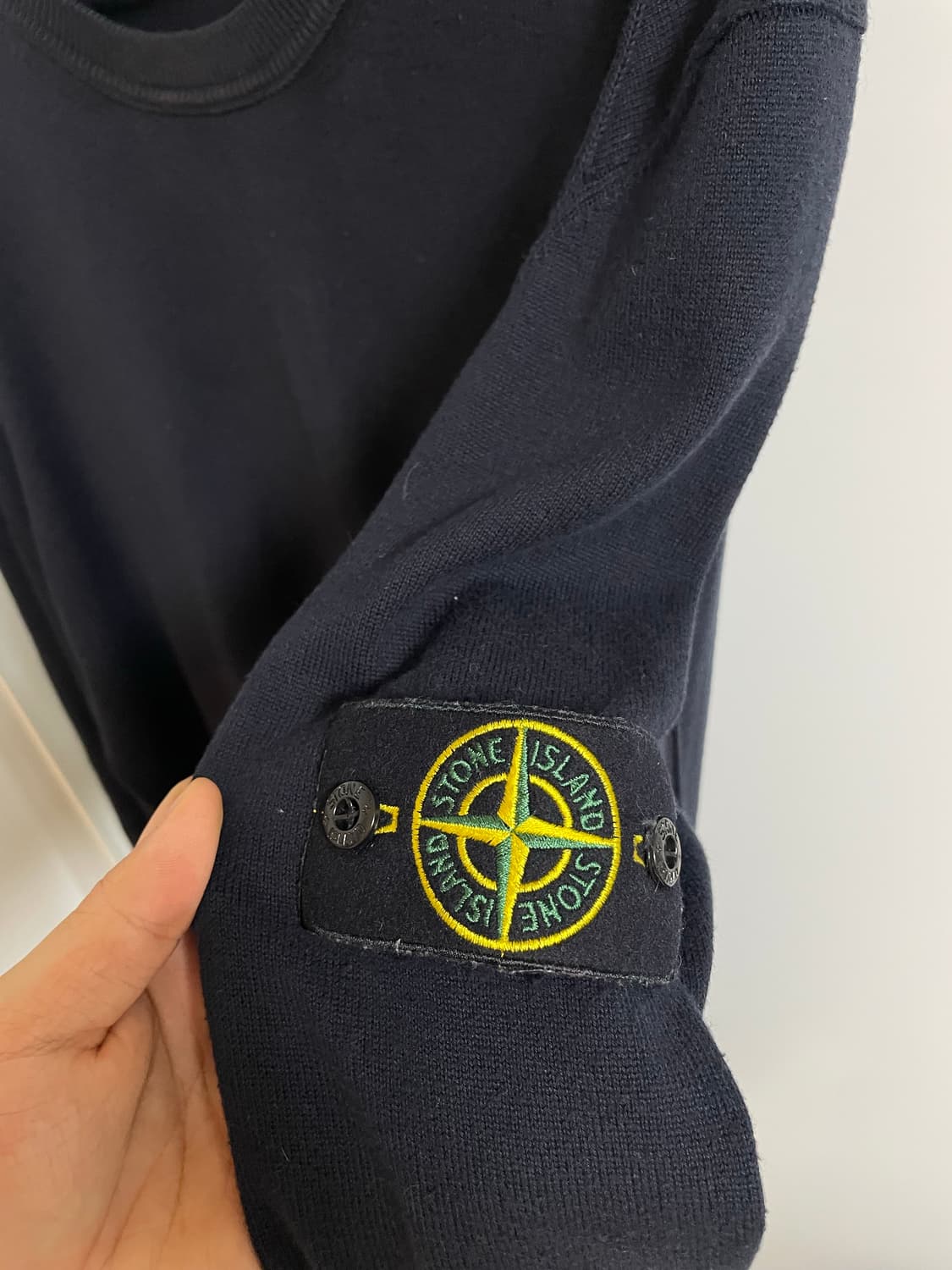 스톤아일랜드 숄더 디테일 크루넥 니트 [XXL] 상품이미지3