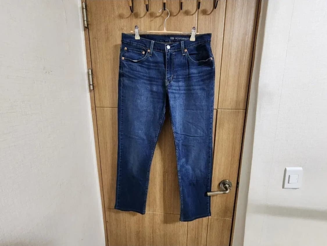 (32)리바이스 511 퍼포먼스 데님 팬츠 상품이미지1