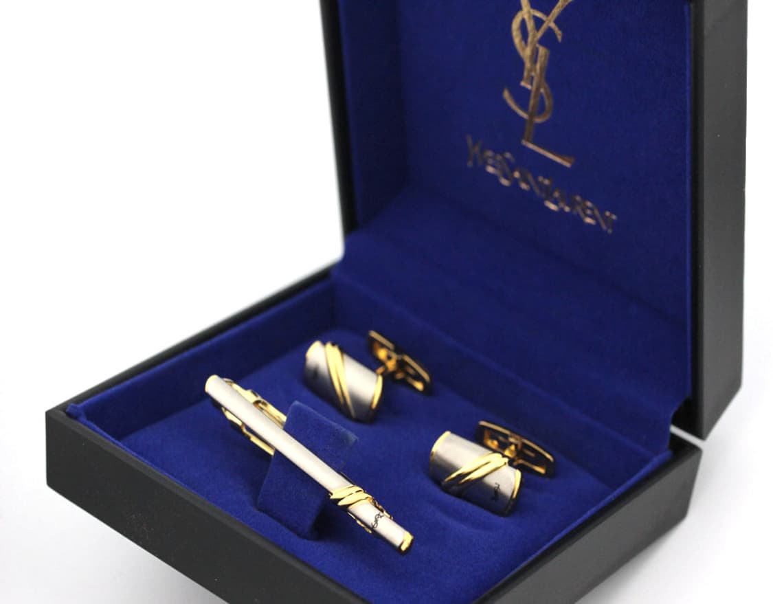 입생로랑 A등급 5.1cm 남자 명품 넥타이핀 커프스 세트 상품이미지1