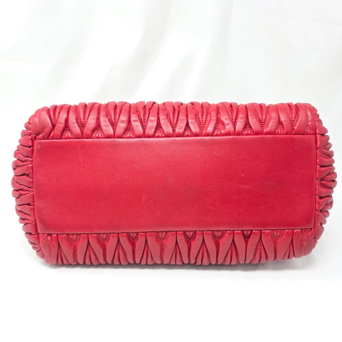 정품 미우미우 마테라쎄 토트백 상품이미지7