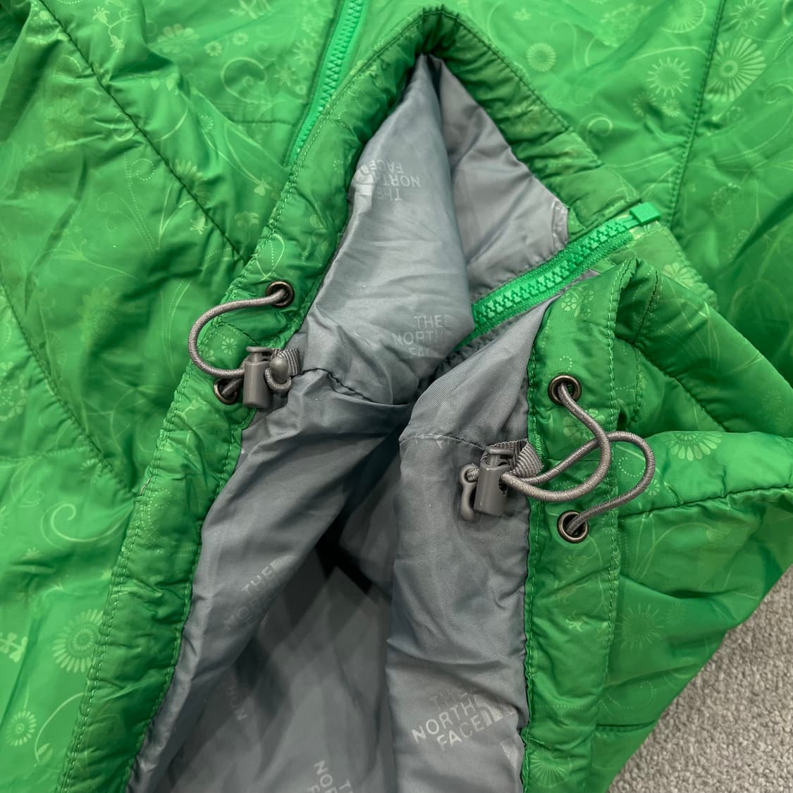 L 노스페이스 여성 그린 플라워 퀼팅 자켓 상품이미지5
