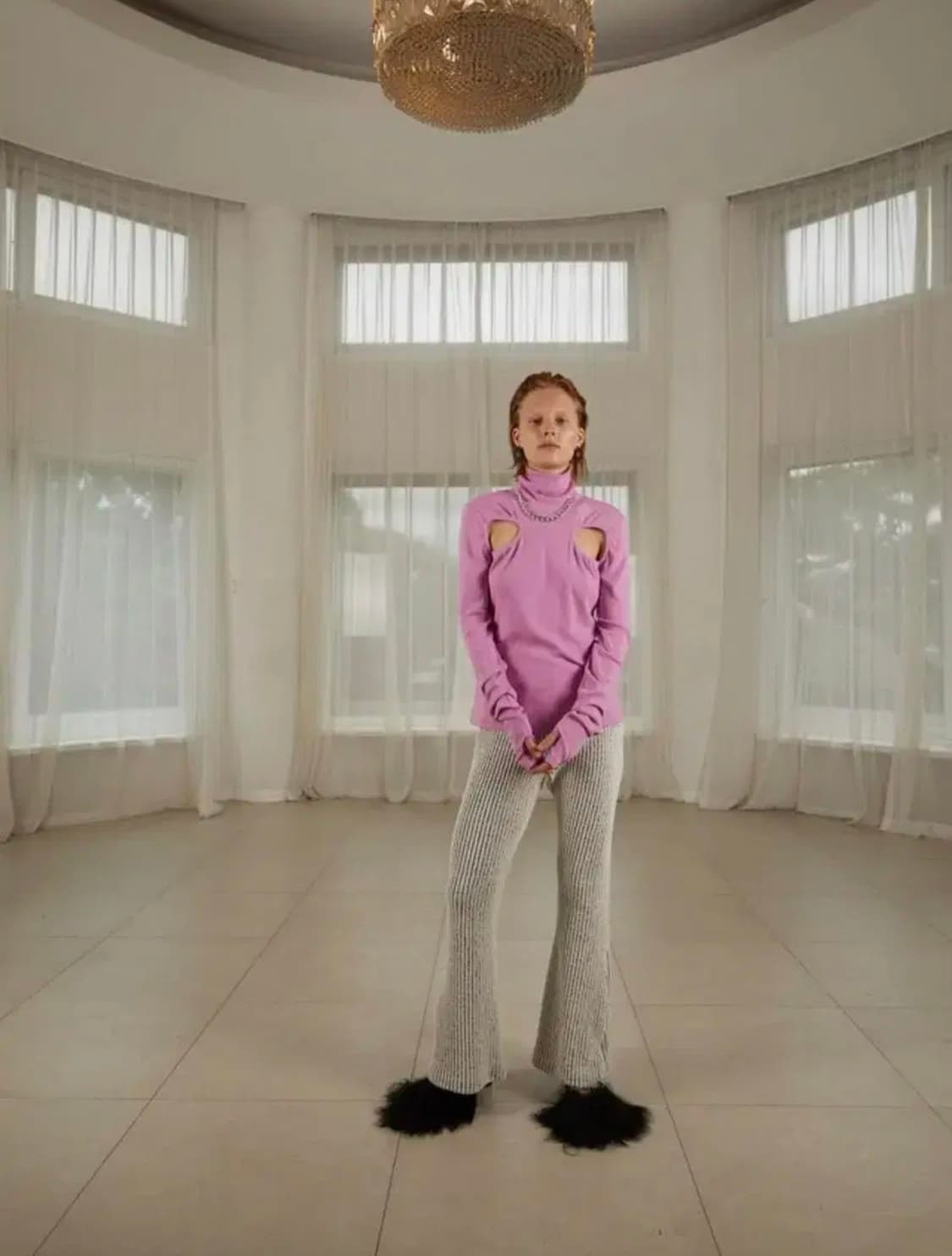 키메 KIME CUT-OUT TURTLE NECK 핑크 상품이미지1