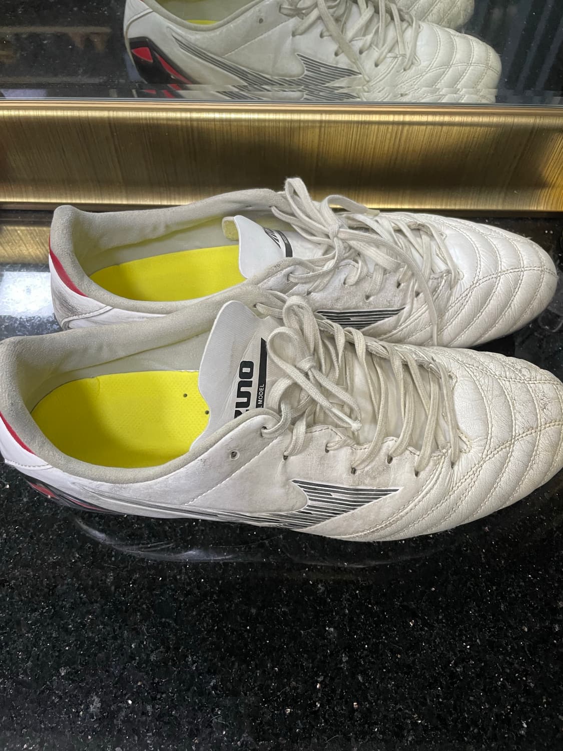 미즈노 모렐리아 네오4 프로 ag 축구화 상품이미지1