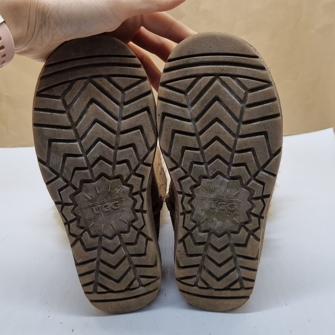 UGG어그 데일리 버튼 여성부츠225-230. 상품이미지3