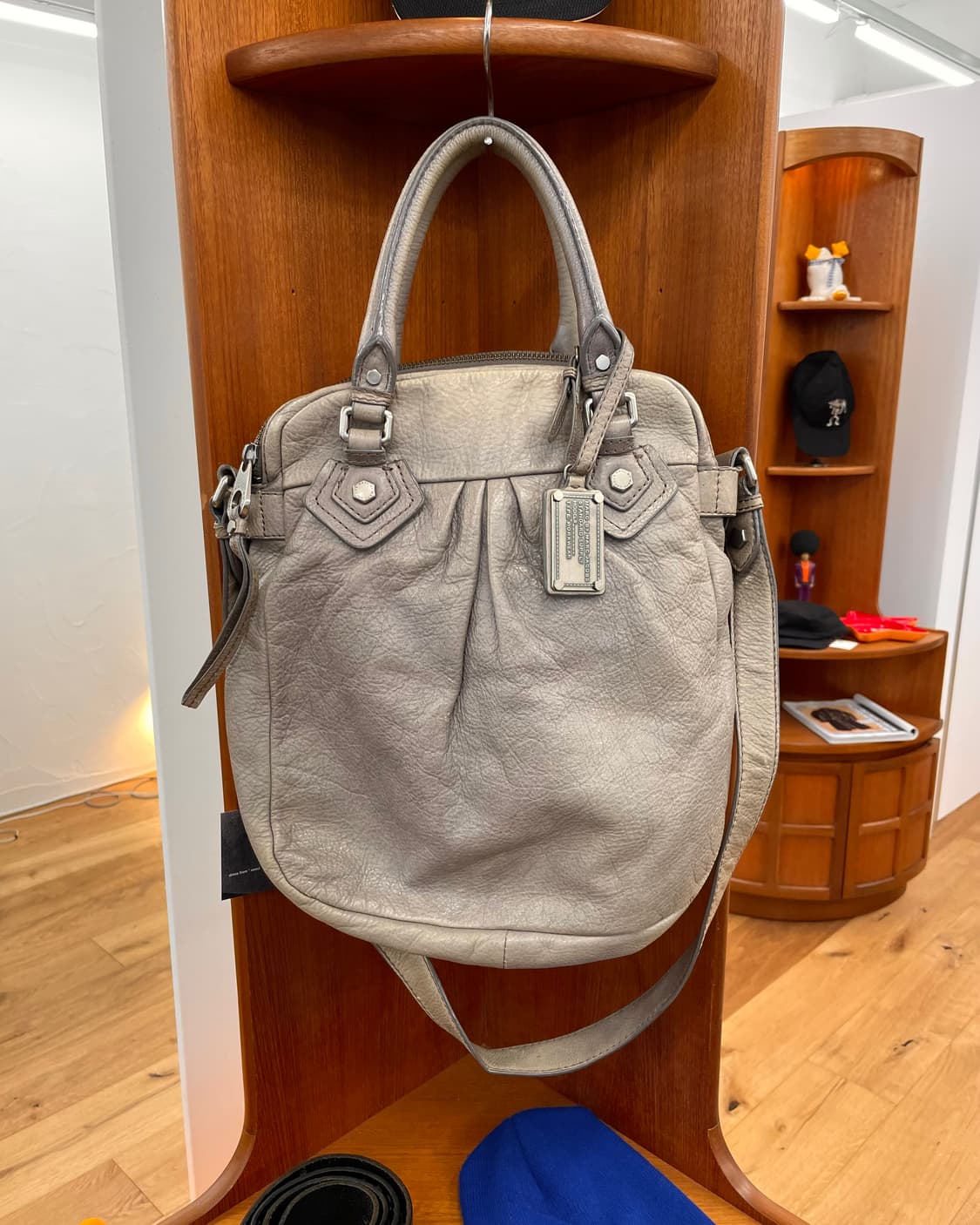 마크제이콥스 레더 백 상품이미지5