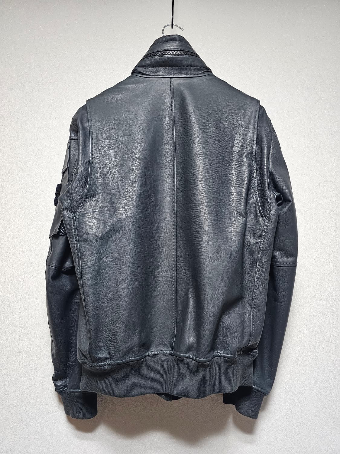 스톤아일랜드 OPAQUE LEATHER 자켓 상품이미지2