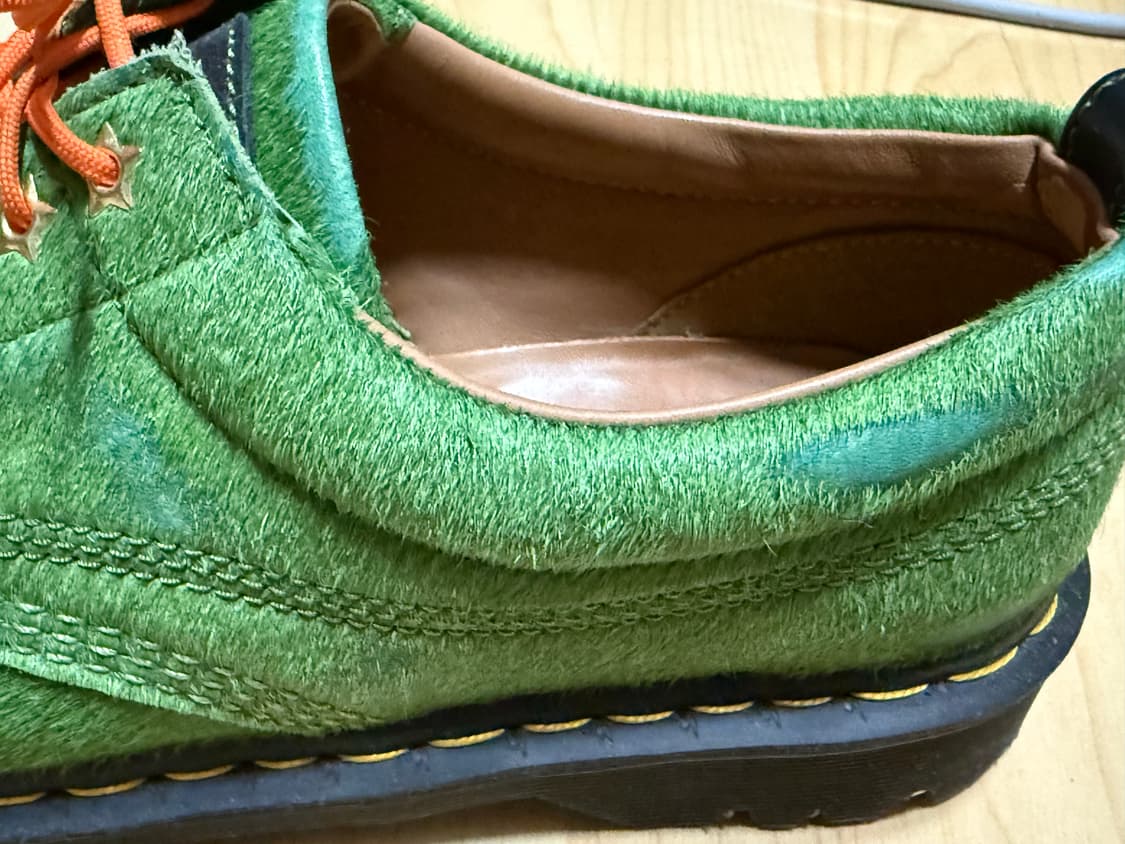 닥터마틴 x 어웨이크 NY 로웰 헤어 온 레더 목 토 슈즈 상품이미지7