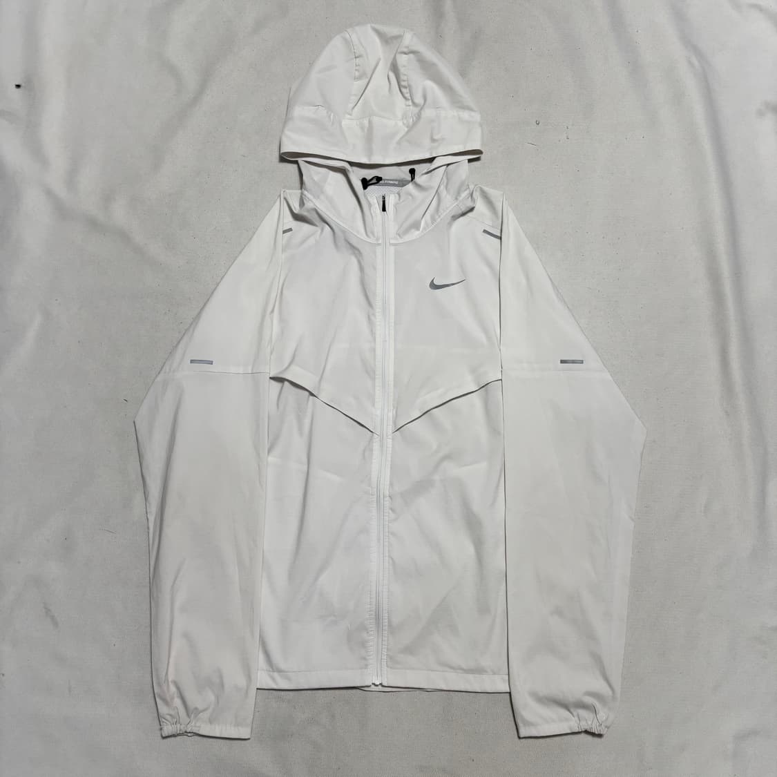 XL 나이키 화이트 윈드러너 바람막이 상품이미지2