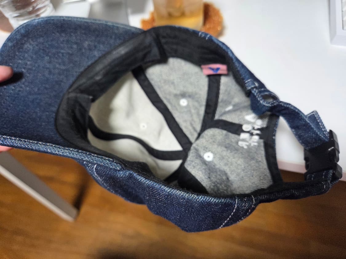 아더에러모자 판매합니다~ 상품이미지3