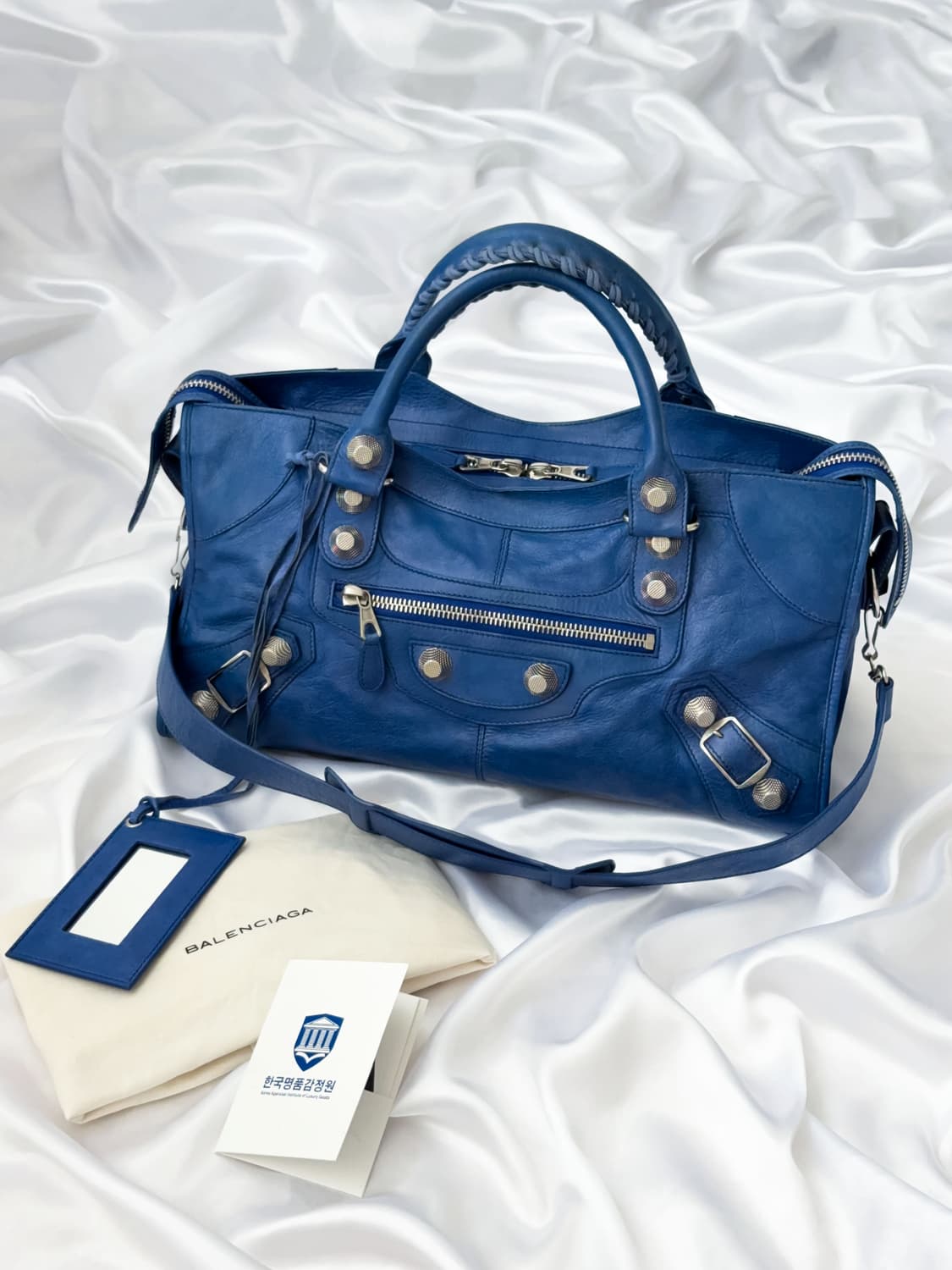 발렌시아가 모터백 라지 상품이미지1