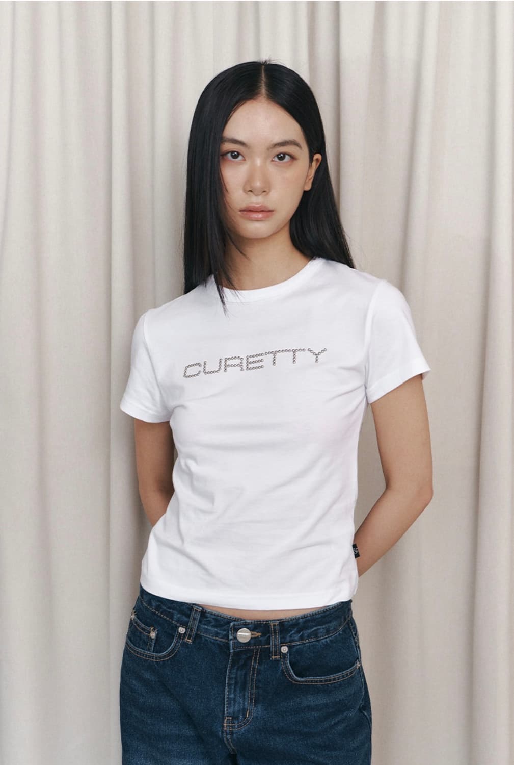 큐리티 C LOGO CONVEX T-SHIRT 상품이미지1