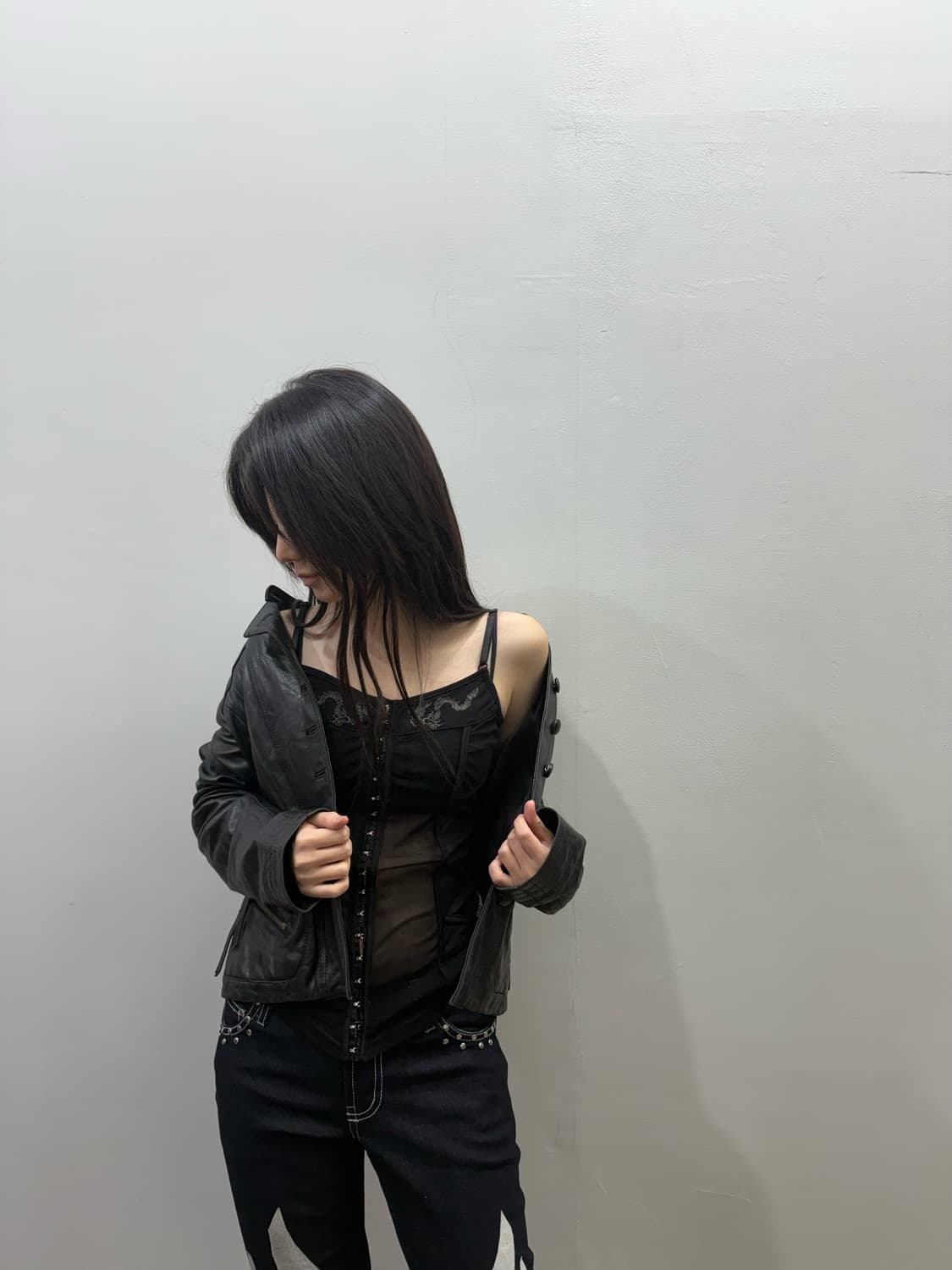 멀티버튼 크롭 리얼레더 자켓 상품이미지5