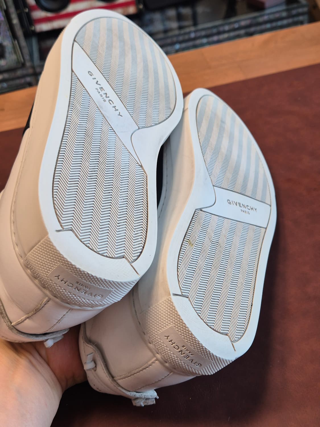 265-270(41) 지방시 스니커즈  상품이미지5