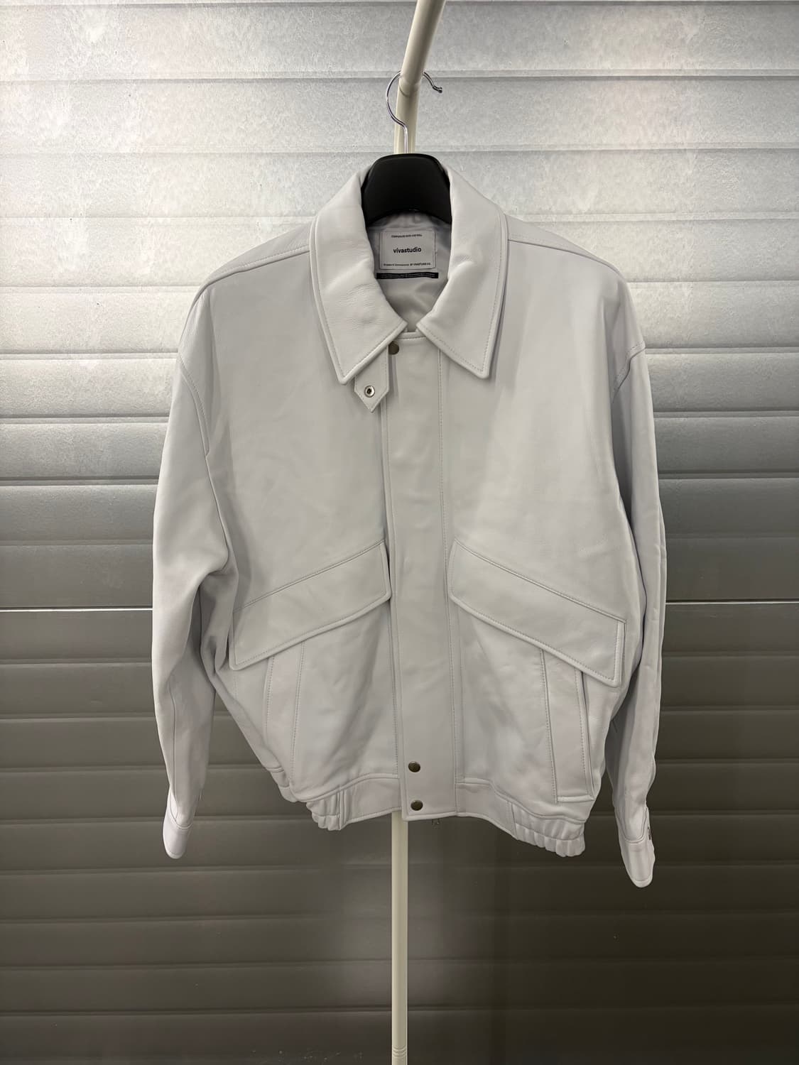비바스튜디오 리얼레더 화이트 가죽 자켓 XL 상품이미지2
