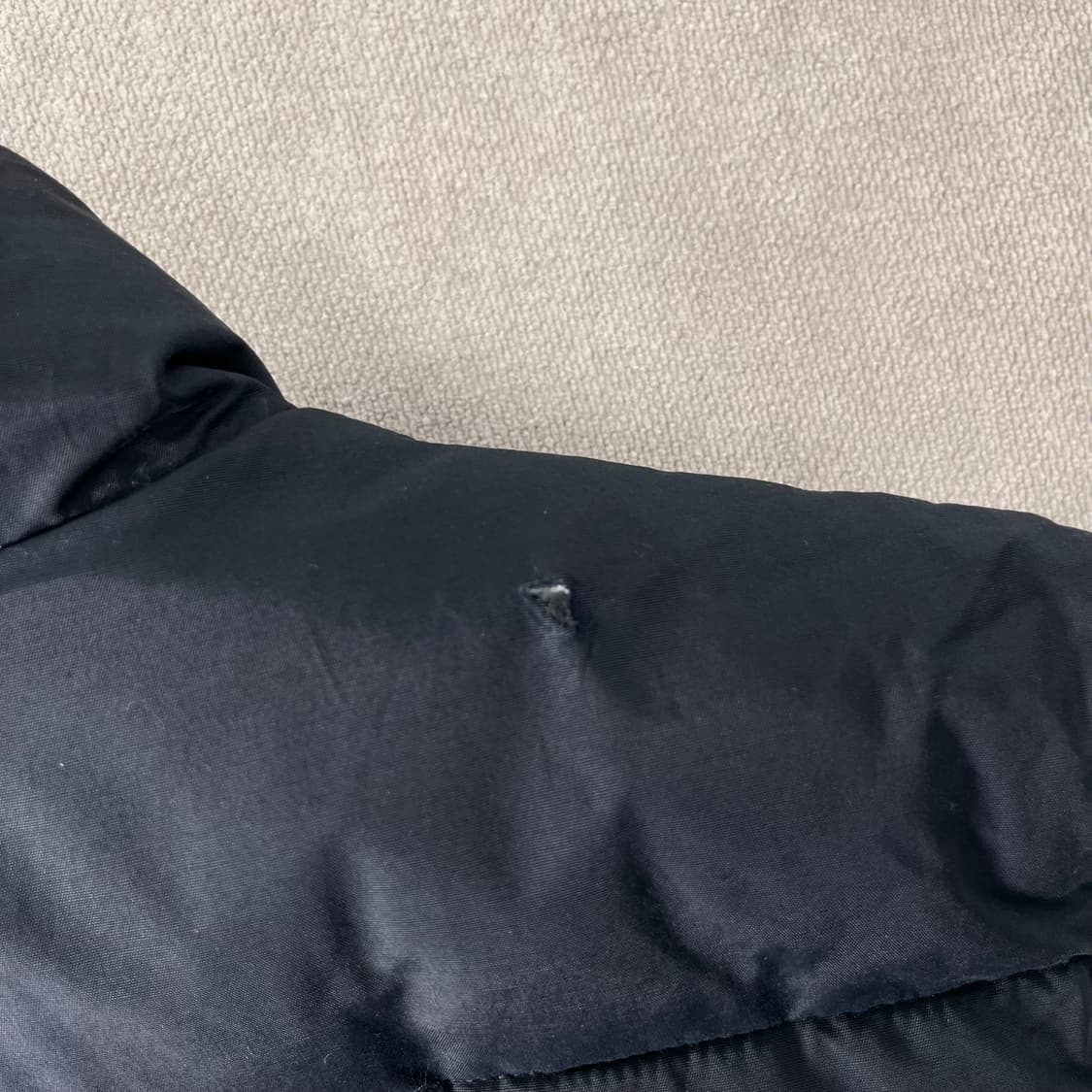 100 데우스엑스마키나 푸퍼 패딩 조끼 상품이미지7