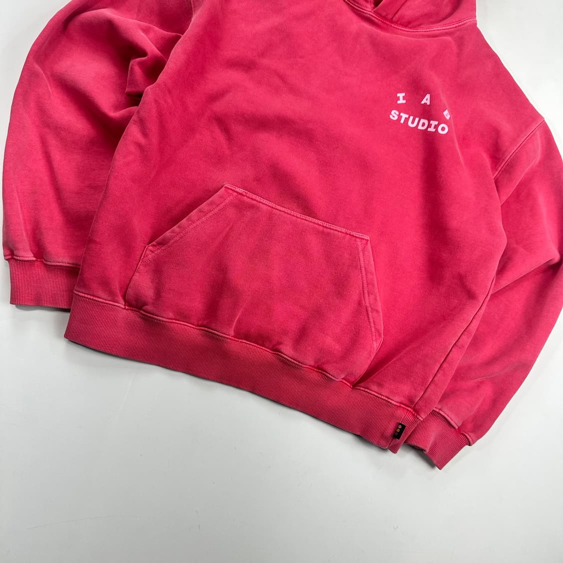 아이앱스튜디오 피그먼트 후드 핑크 상품이미지3