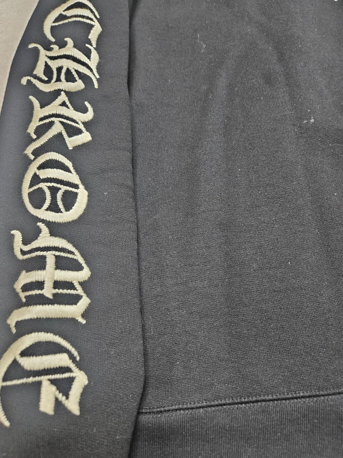 [L] 크롬하츠 VIC 자수 크루넥 상품이미지3